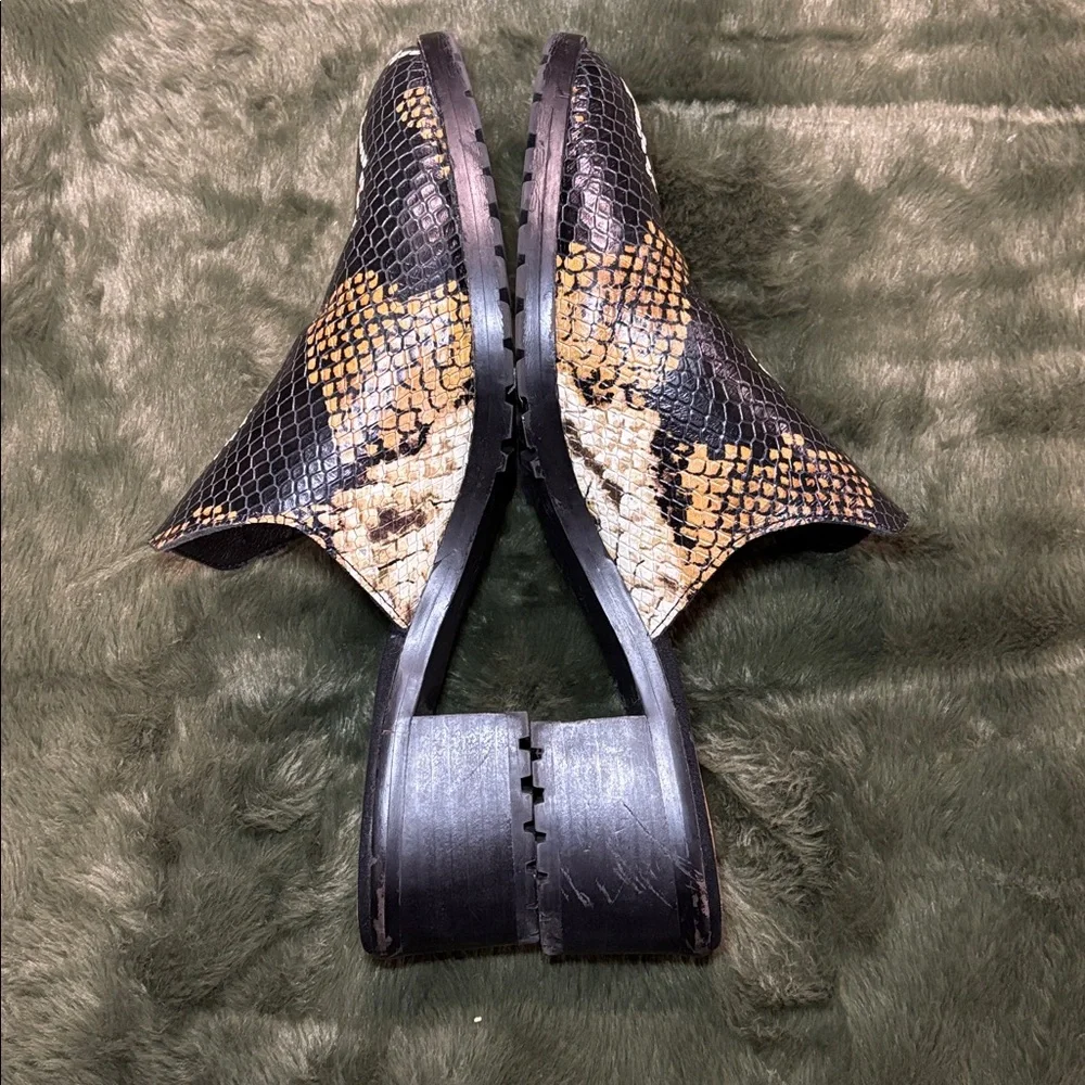 Crown Vintage Rydella python print mules - Picture 8 of 11